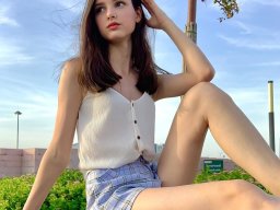 beautiful-students-260924-260924-073