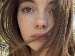 beautiful-students-260924-260924-073