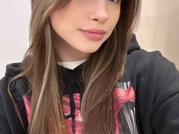 beautiful-students-260924-260924-074