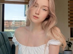 beautiful-students-260924-260924-074
