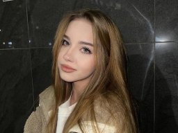 beautiful-students-260924-260924-074