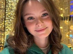 beautiful-students-260924-260924-074