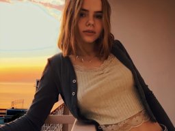 beautiful-students-260924-260924-074