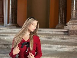 beautiful-students-260924-260924-074