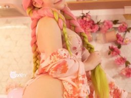 beautiful-students-260924-260924-074