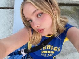 beautiful-students-260924-260924-075