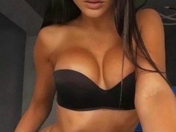 beautiful-students-260924-260924-075