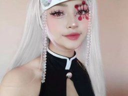 beautiful-students-260924-260924-076