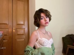 beautiful-students-260924-260924-076