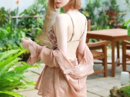 beautiful-students-260924-260924-076
