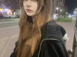 beautiful-students-260924-260924-076