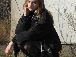 beautiful-students-260924-260924-077