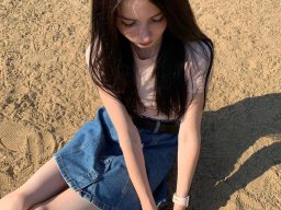 beautiful-students-260924-260924-077