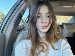beautiful-students-260924-260924-077
