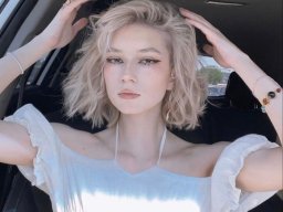 beautiful-students-260924-260924-077