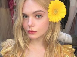 beautiful-students-260924-260924-077