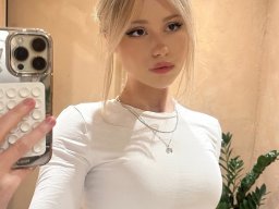 beautiful-students-260924-260924-077