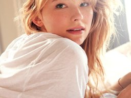 beautiful-students-260924-260924-077