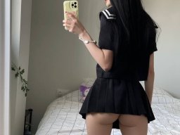 beautiful-students-260924-260924-077