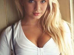 beautiful-students-260924-260924-077