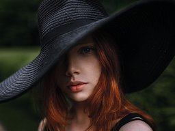 beautiful-students-260924-260924-077