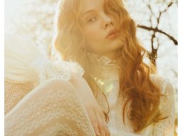 beautiful-students-260924-260924-078