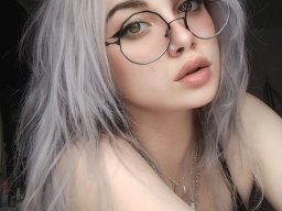 beautiful-students-260924-260924-078