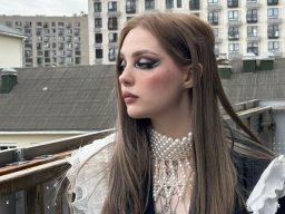 beautiful-students-260924-260924-078