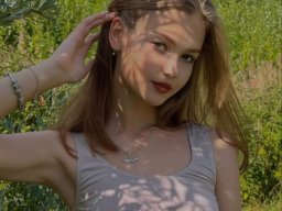 beautiful-students-260924-260924-078