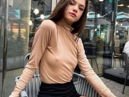 beautiful-students-260924-260924-078