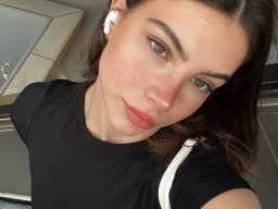 beautiful-students-260924-260924-079