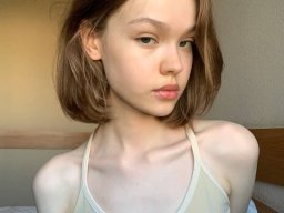 beautiful-students-260924-260924-079