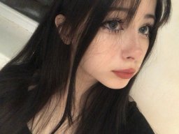 beautiful-students-260924-260924-079
