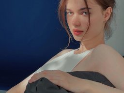 beautiful-students-260924-260924-079
