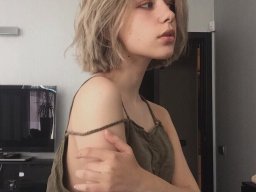 beautiful-students-260924-260924-079