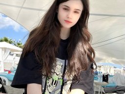 beautiful-students-260924-260924-079