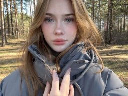 beautiful-students-260924-260924-079