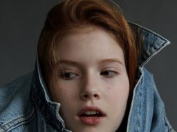 beautiful-students-260924-260924-079
