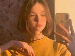 beautiful-students-260924-260924-079