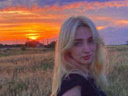 beautiful-students-260924-260924-079