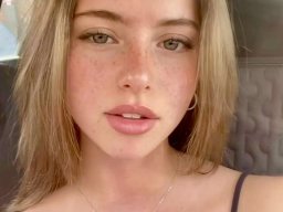 beautiful-students-260924-260924-079