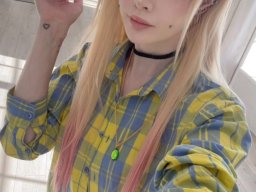 beautiful-students-260924-260924-079