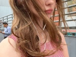 beautiful-students-260924-260924-079