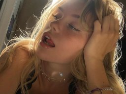 beautiful-students-260924-260924-079