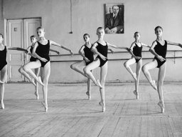beautiful-students-260924-260924-080