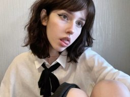 beautiful-students-260924-260924-080