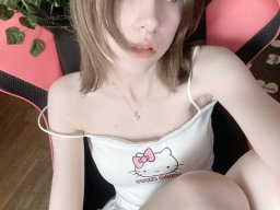 beautiful-students-260924-260924-080