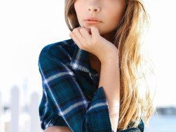 beautiful-students-260924-260924-081