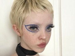 beautiful-students-260924-260924-081