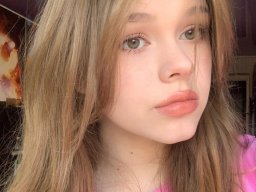 beautiful-students-260924-260924-081